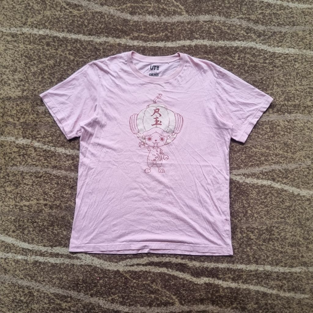 Kaos Uniqlo x One Piece
