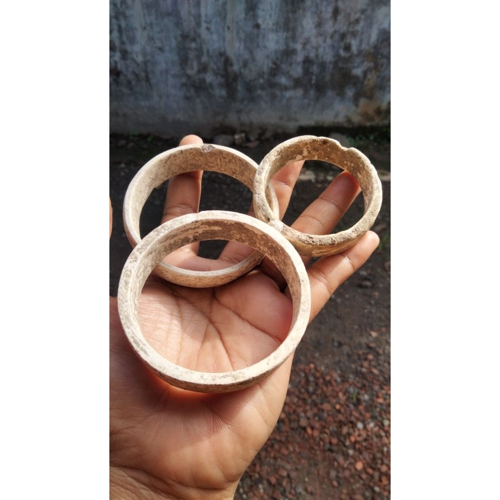benda kuno antik kimo kuno temuan