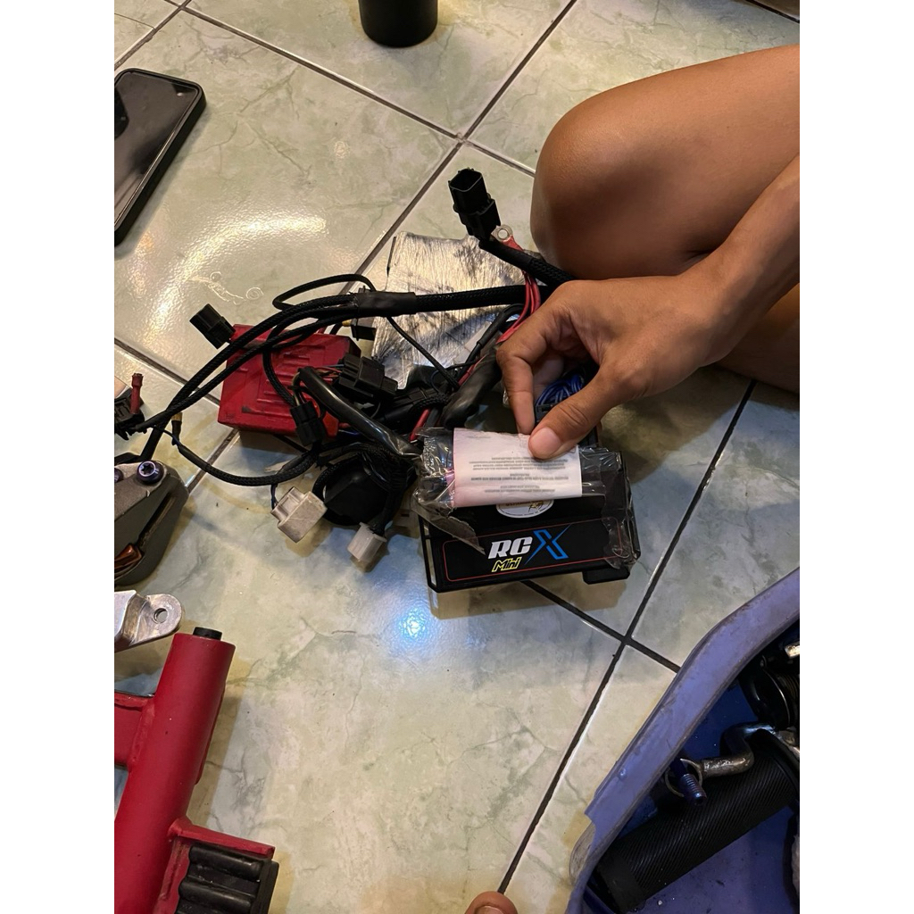 Ecu aracer vario/adv