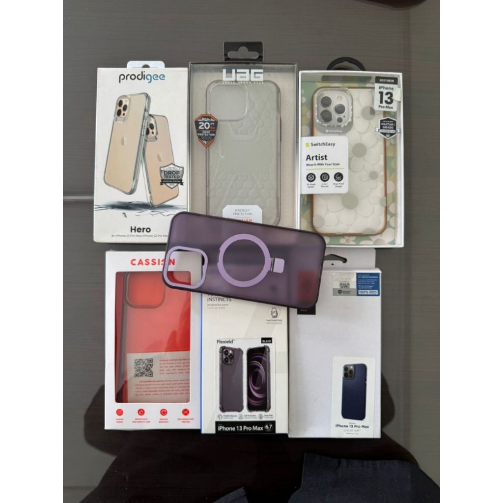 Preloved Case Iphone 13 Pro Max UAG Spigen Prodigee