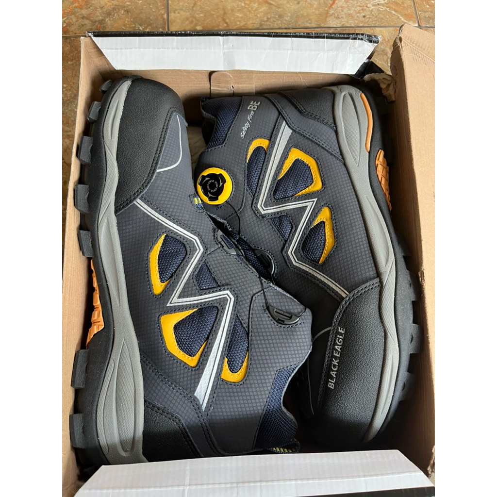 sepatu black eagle safety shoes preloved