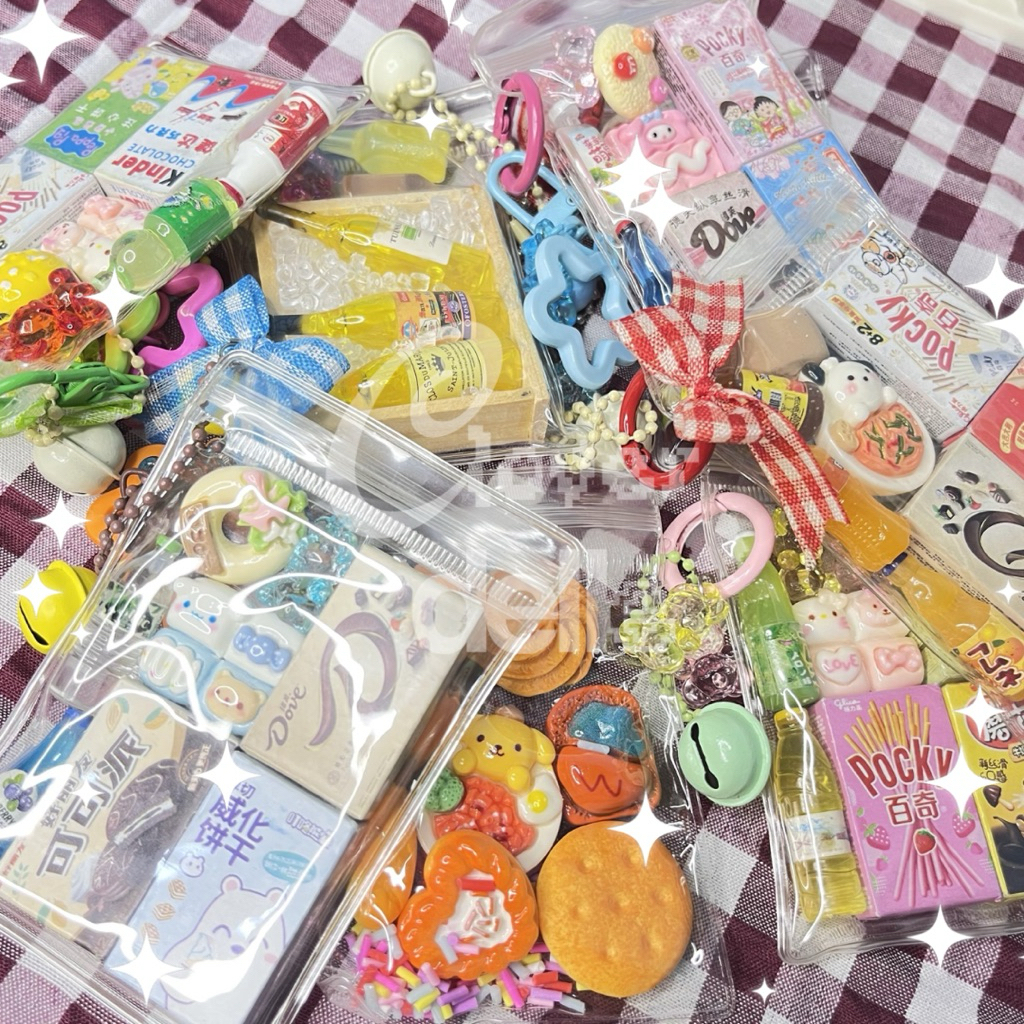 (MEDIUM) GANTUNGAN KUNCI MINIATUR SNACK/CUTE MINIATURE KEYCHAIN SNACK POUCH/BAGCHARM POUCH/TRINKETS/