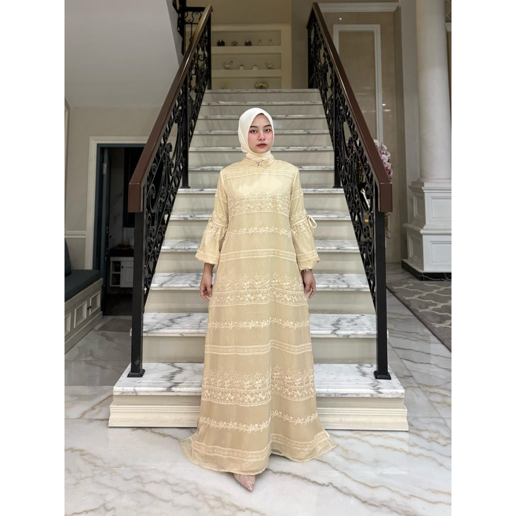 Gamis bahan organza bordir mix armanisilk Ori by Edness kayla