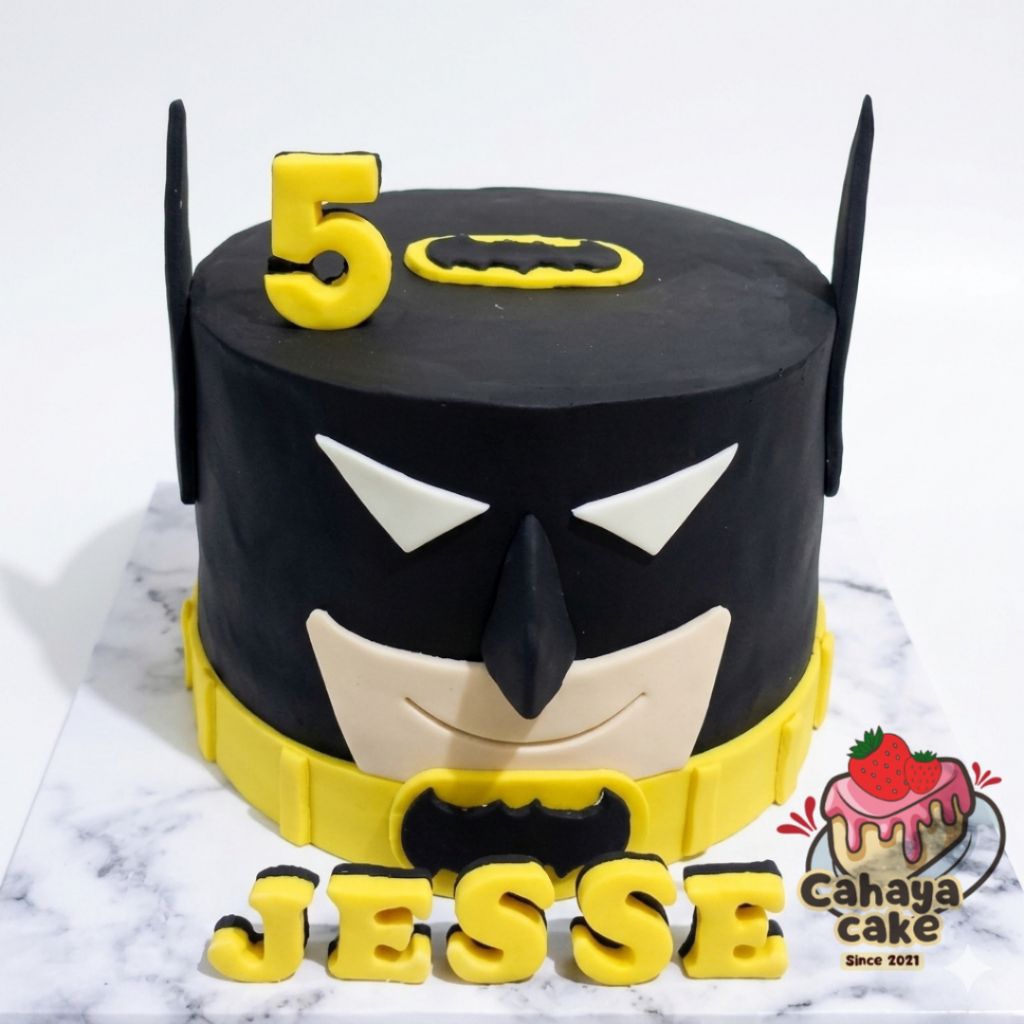 Batman Cake / Kue Ulang Tahun Batman / Kue Ultah Karakter Batman / Kue Ultah Laki Laki