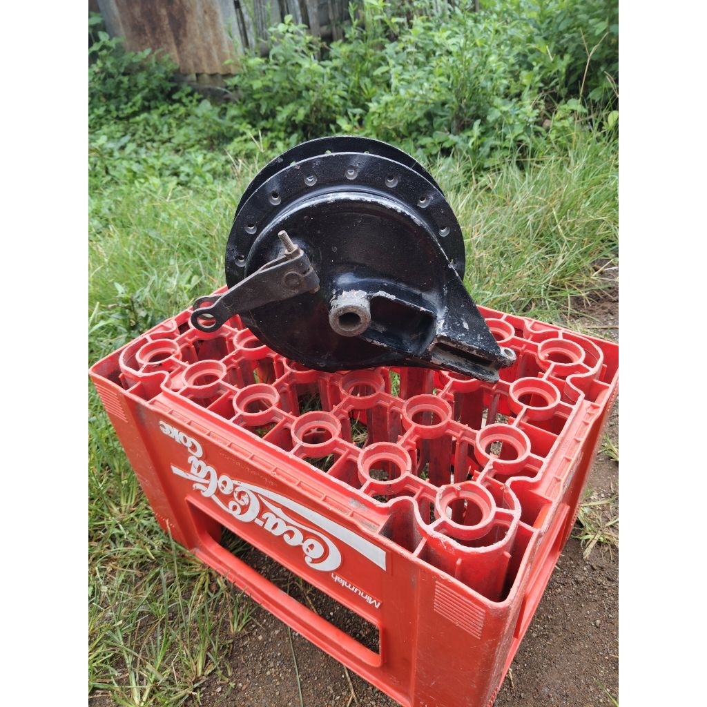 tromol belakang gl pro/gl max, megapro Primus, megapro hiu, original copotan 1 set