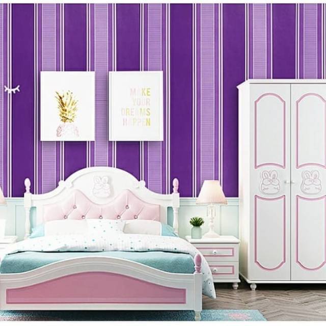 WALLPAPER DINDING MOTIF SALUR UNGU