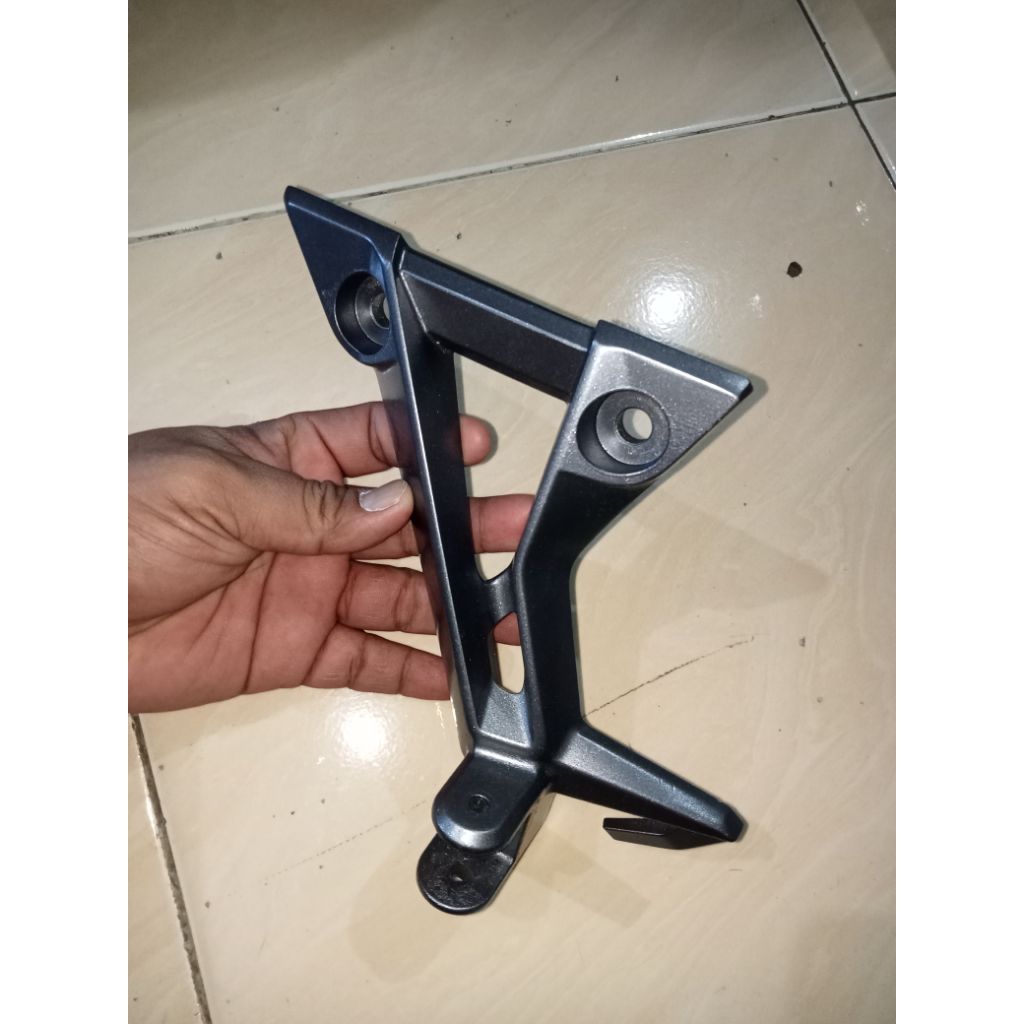 Postep Footstep Dudukan pijakan kaki belakang kiri Kawasaki Ninja 250 fi ori