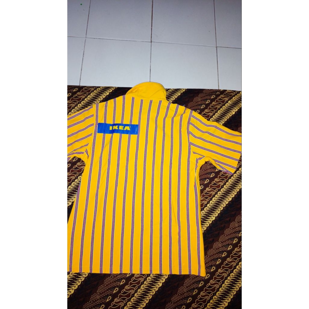 PRELOVED IKEA TSHIRT