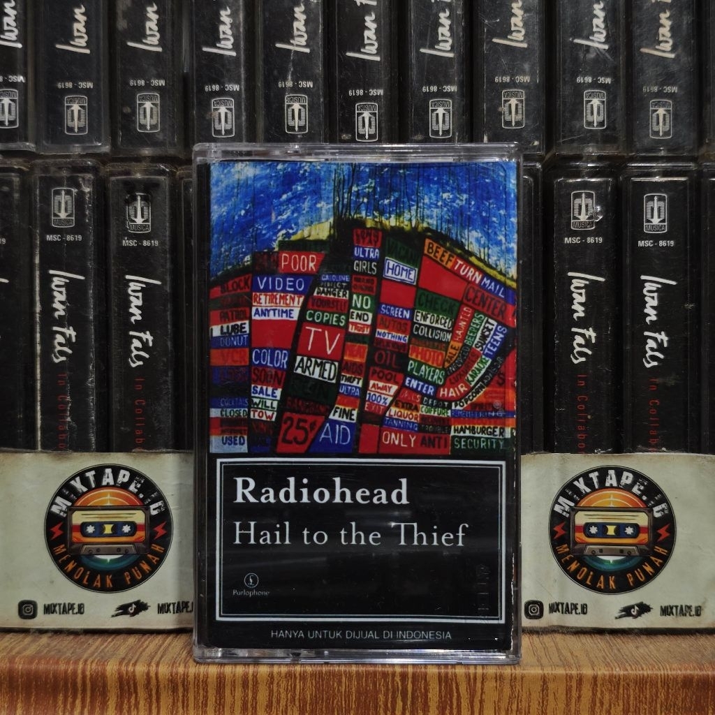 Kaset - Radiohead - Hail to the Thief (Bootleg) - Radio Tape - Kaset Pita - Radio - Pemutar Kaset - 