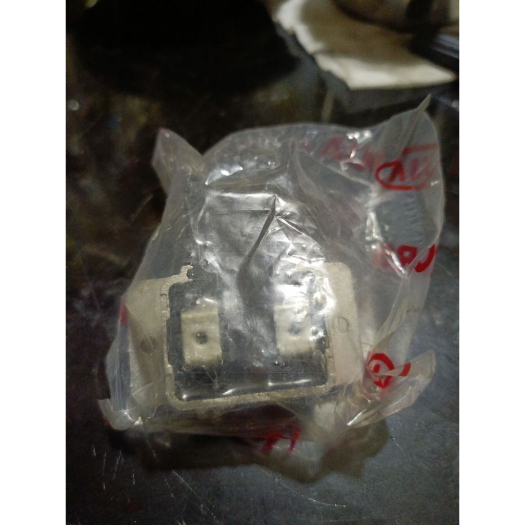ic regulator kia carnival disel