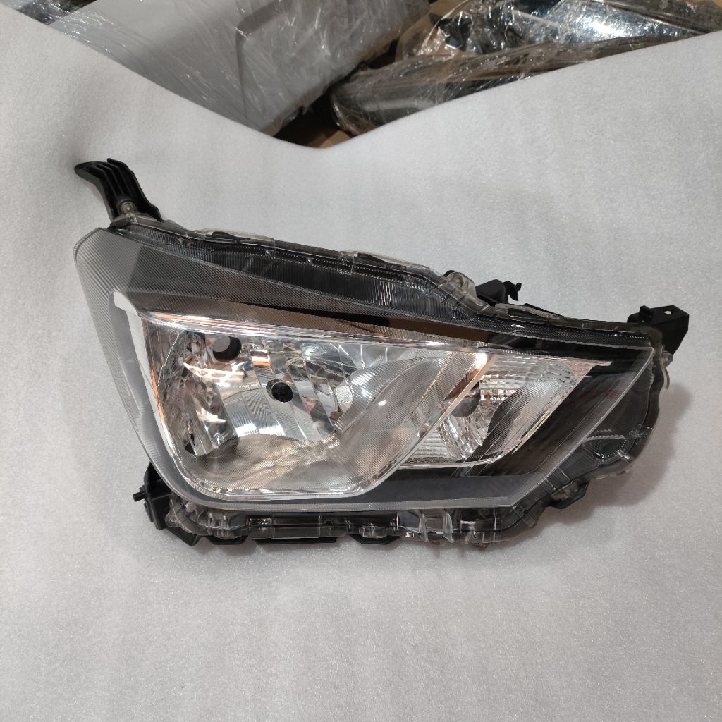 Headlamp Lampu Depan Ayla agya 2022-2025 original kanan