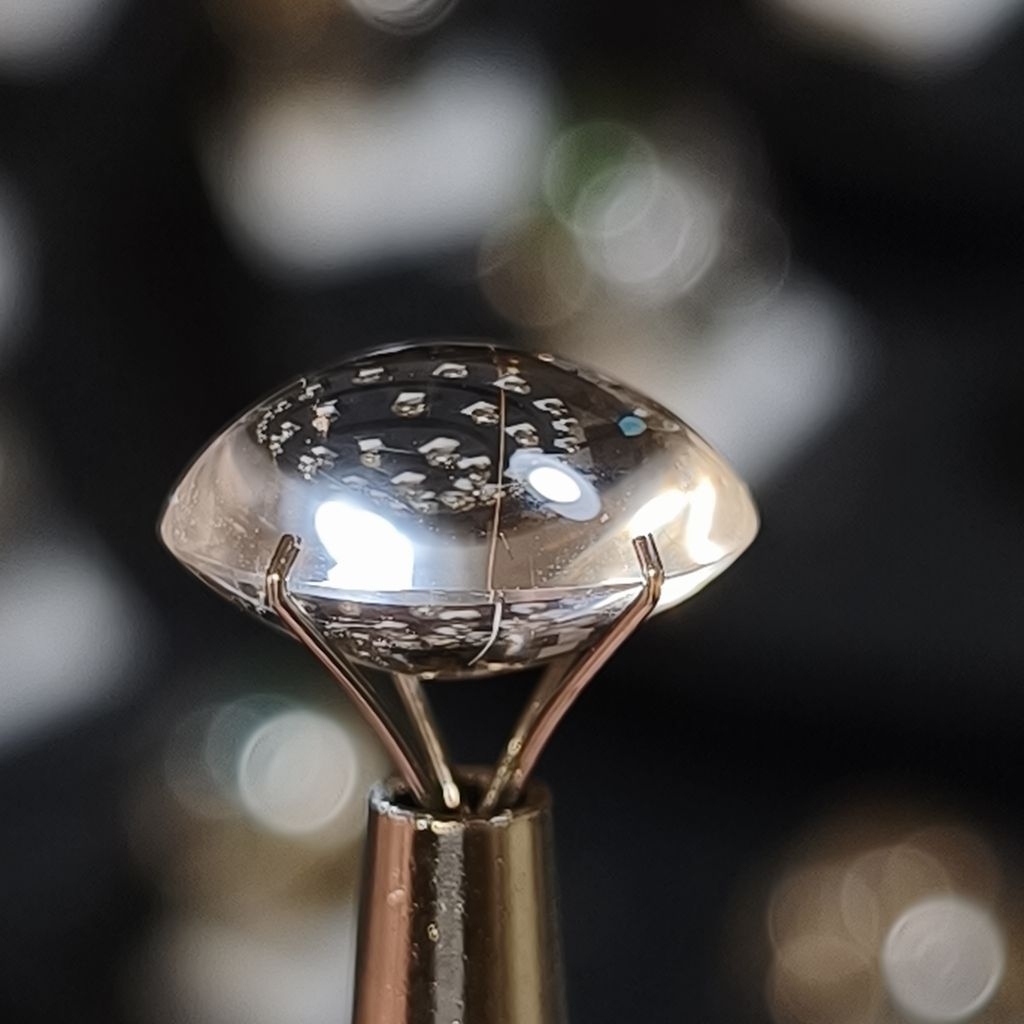 BATU KECUBUNG RAMBUT EMAS natural quartz