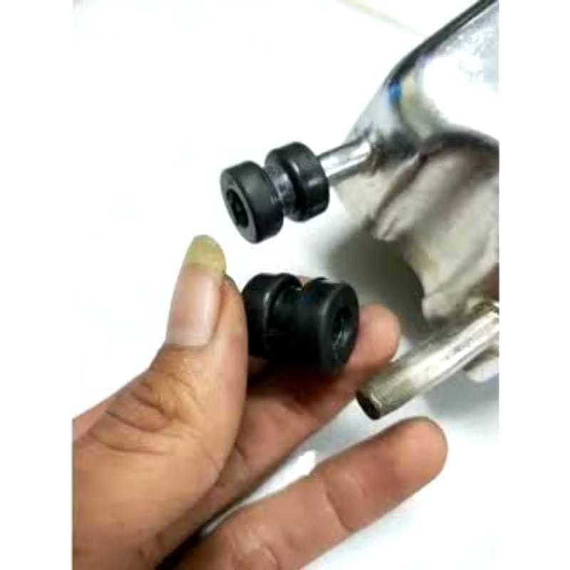 Karet Ganjel karet ganjal dudukan Rangka frame ke Slebor spakbor belakang CB CB125 CG GL100 Belakang