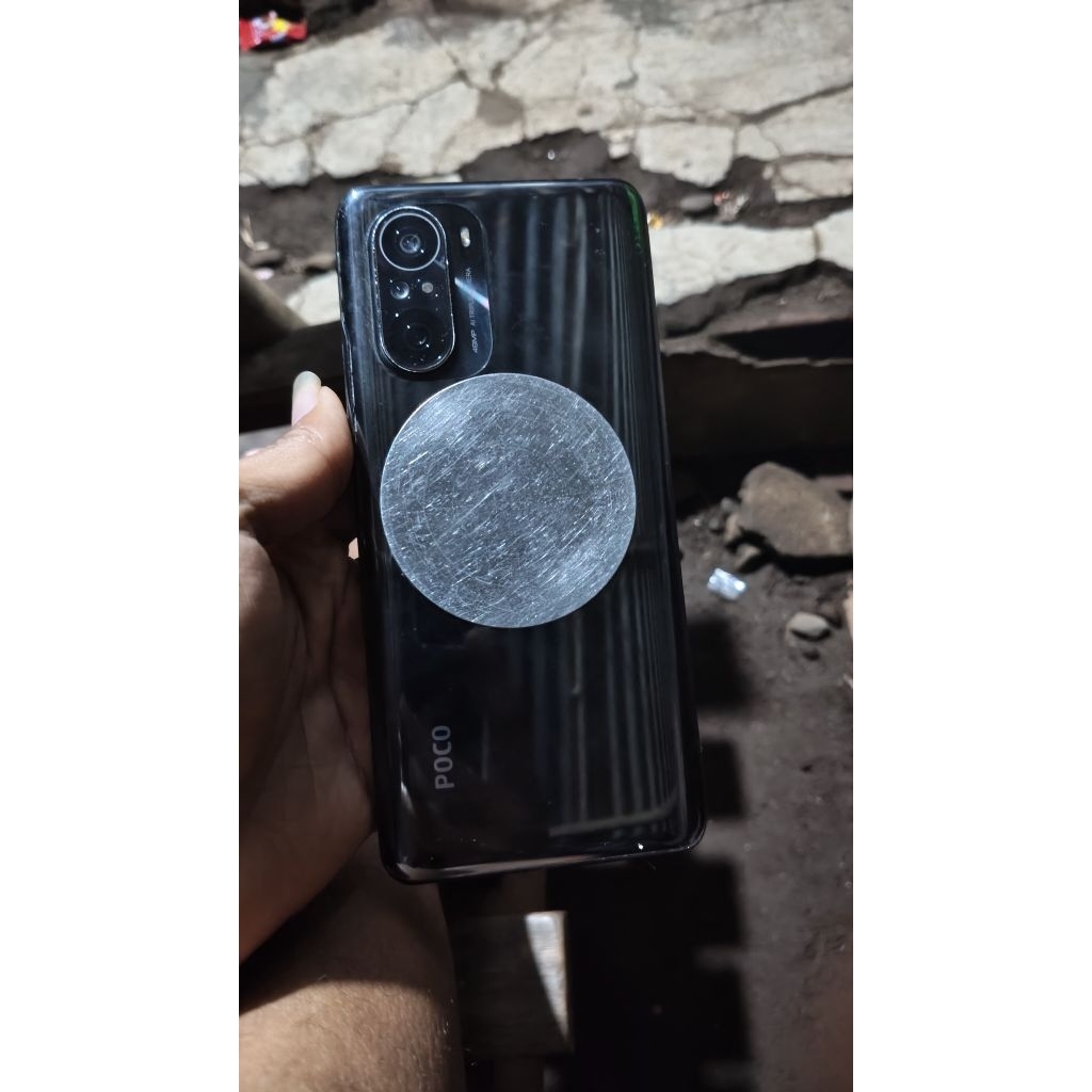poco f3 minus lcd