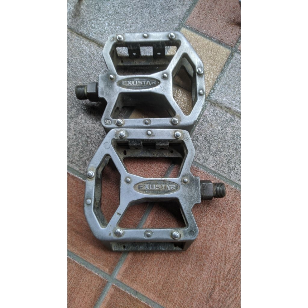 pedal exustar