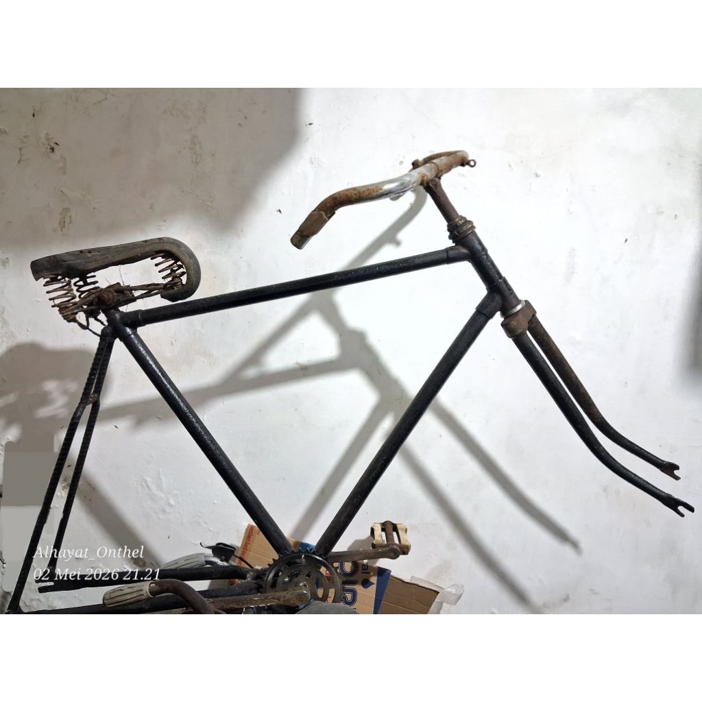 Frame Sepeda Ontel Antik Besi Ulir Jadul