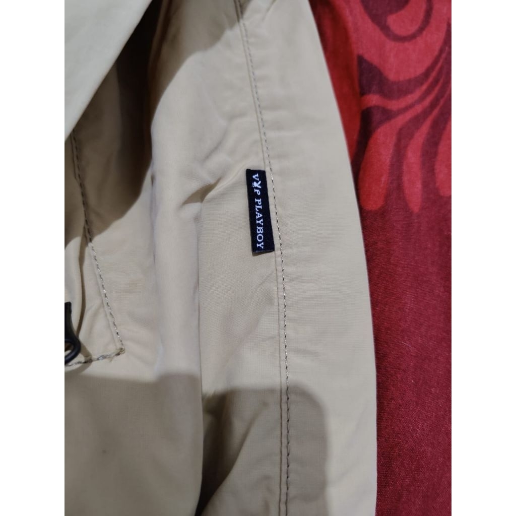 Jaket playboy