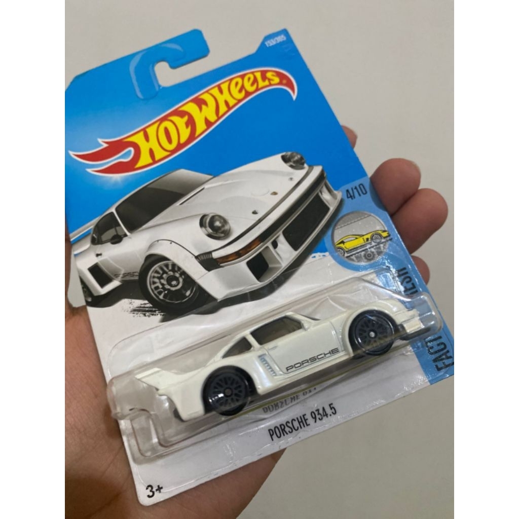 Hot Wheels Porsche 934.5