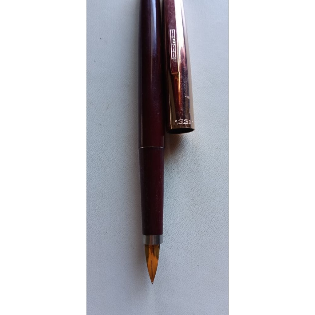 Fountain pen Hero vintage