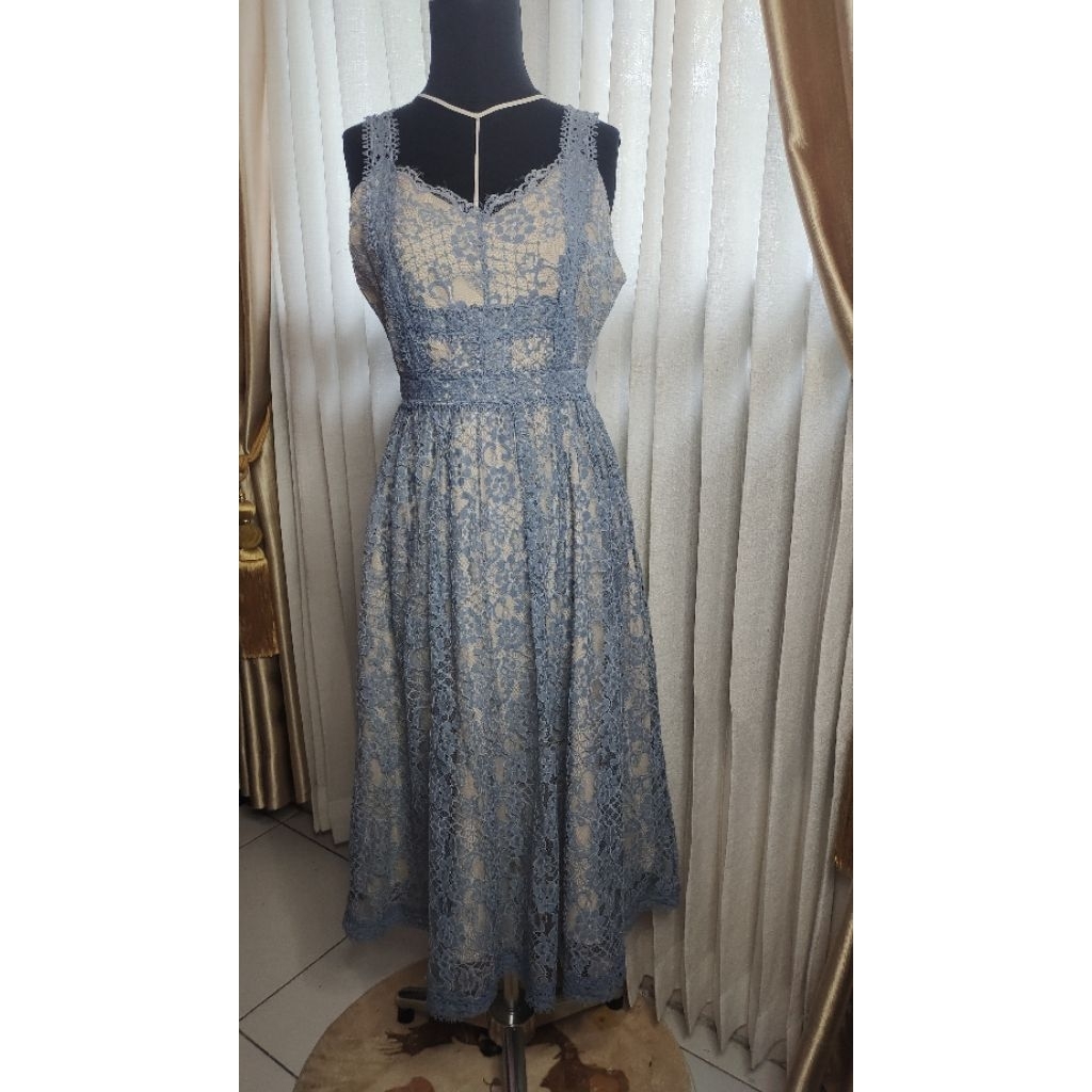 [PRELOVED] Chocochi*ps Dress Brokat Biru Muda Dusty Blue L