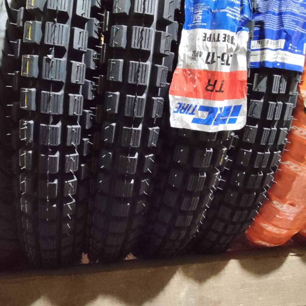 BAN LUAR CANGKUL BAN LUAR TANAH IRC DEPAN BELAKANG MOTOR BEBEK RING 17