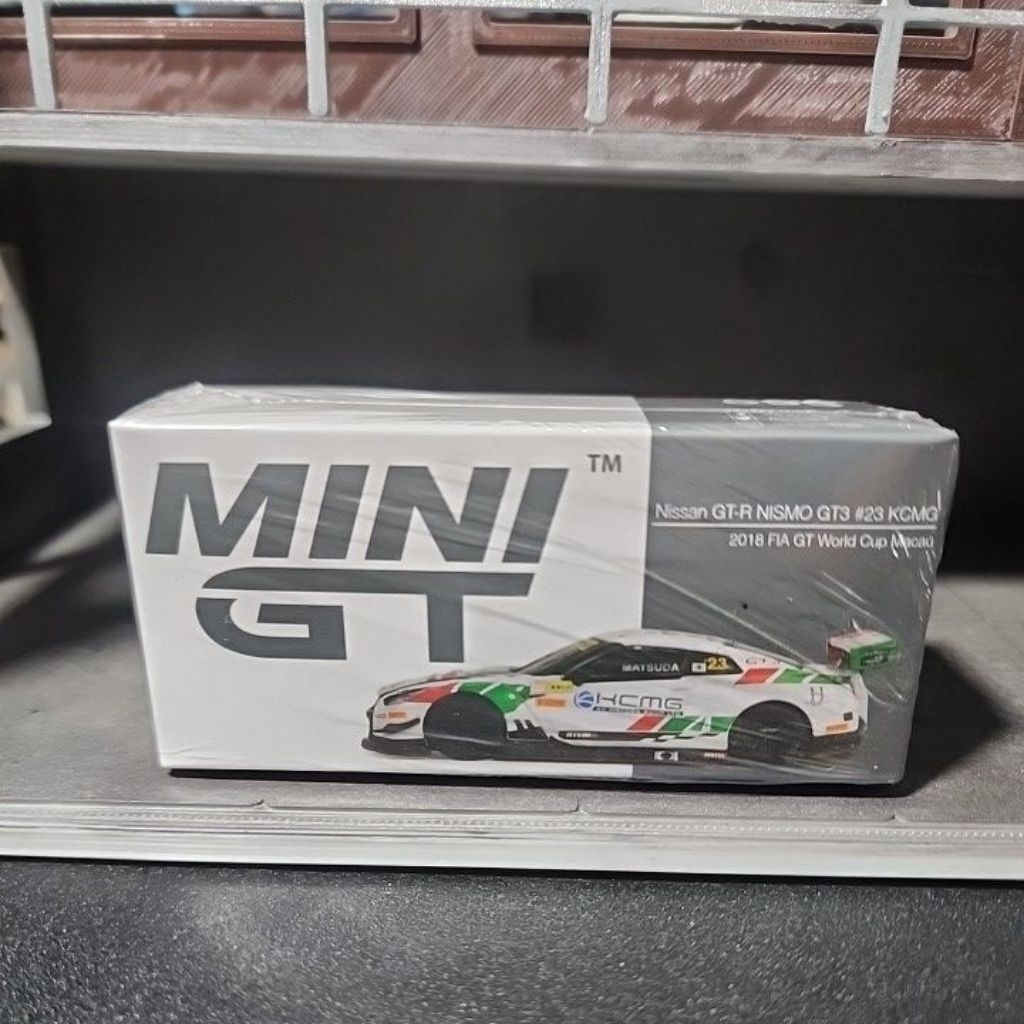 Mini GT Nissan GT R - Nismo GT3