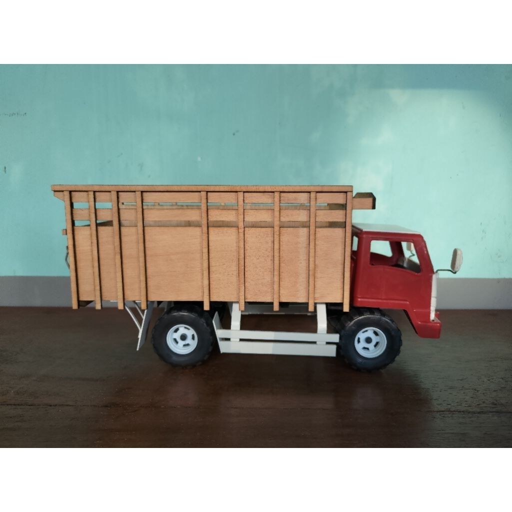miniatur truk plastik modifikasi herex