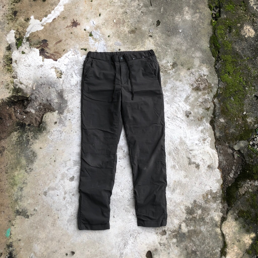 Uniqlo outdoor trackpants iner polar( second/bekas )