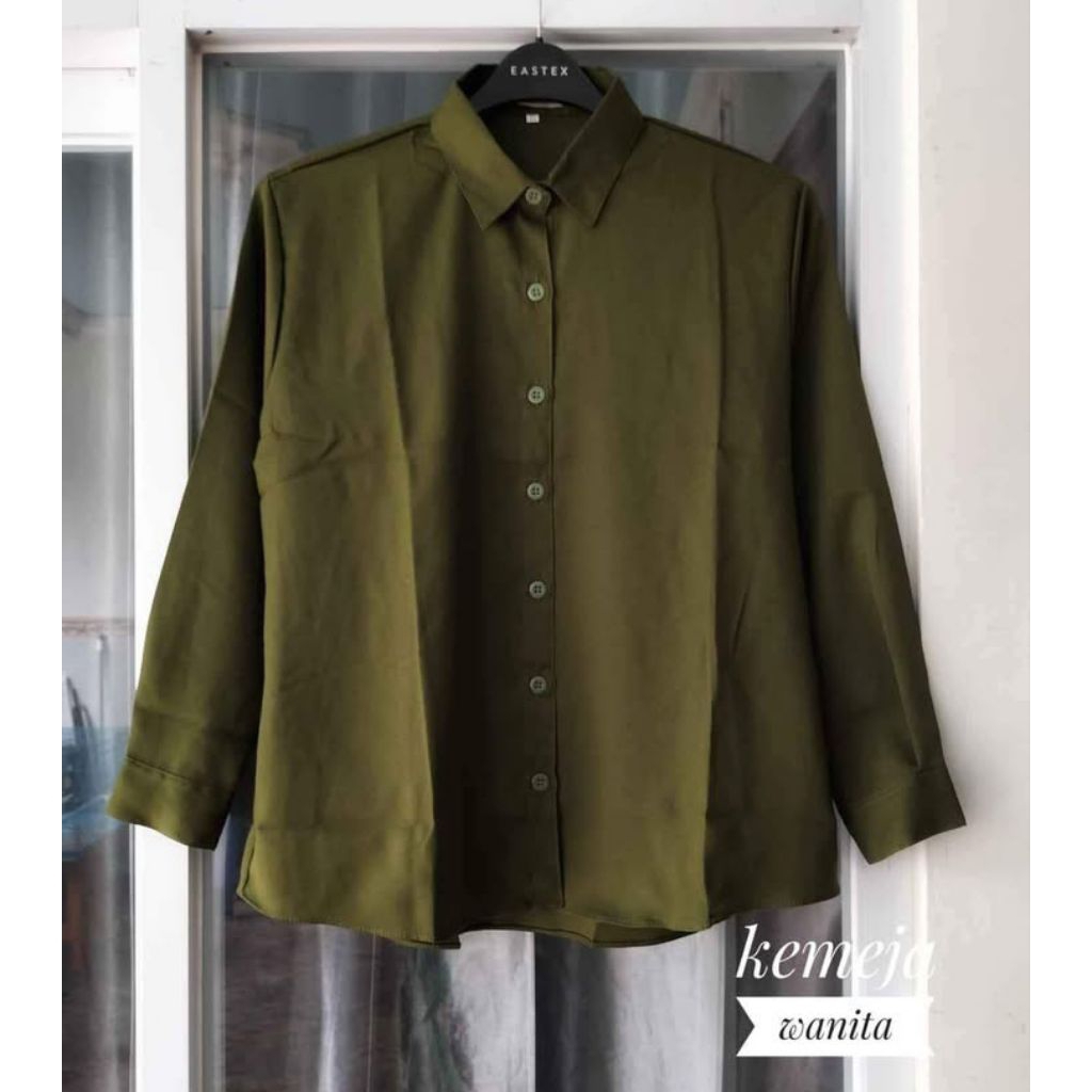 KEMEJA POLOS HIJAU ARMY DAN MAROON WANITA OVERSIZE