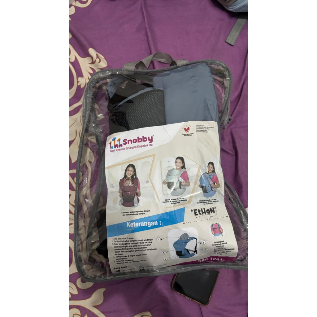 PRELOVED Gendongan bayi SSC dan Hipseat Cuddleme