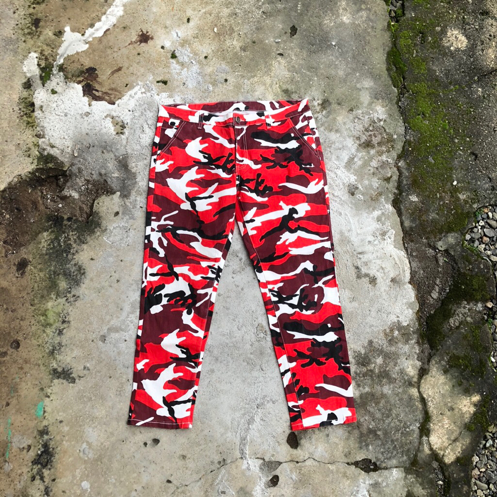 Denim pants unknow brand camo ( second/bekas )