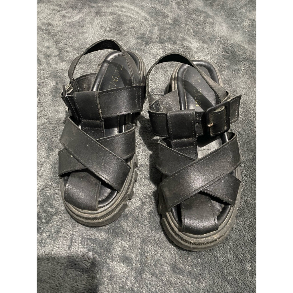 Sandal wanita preloved