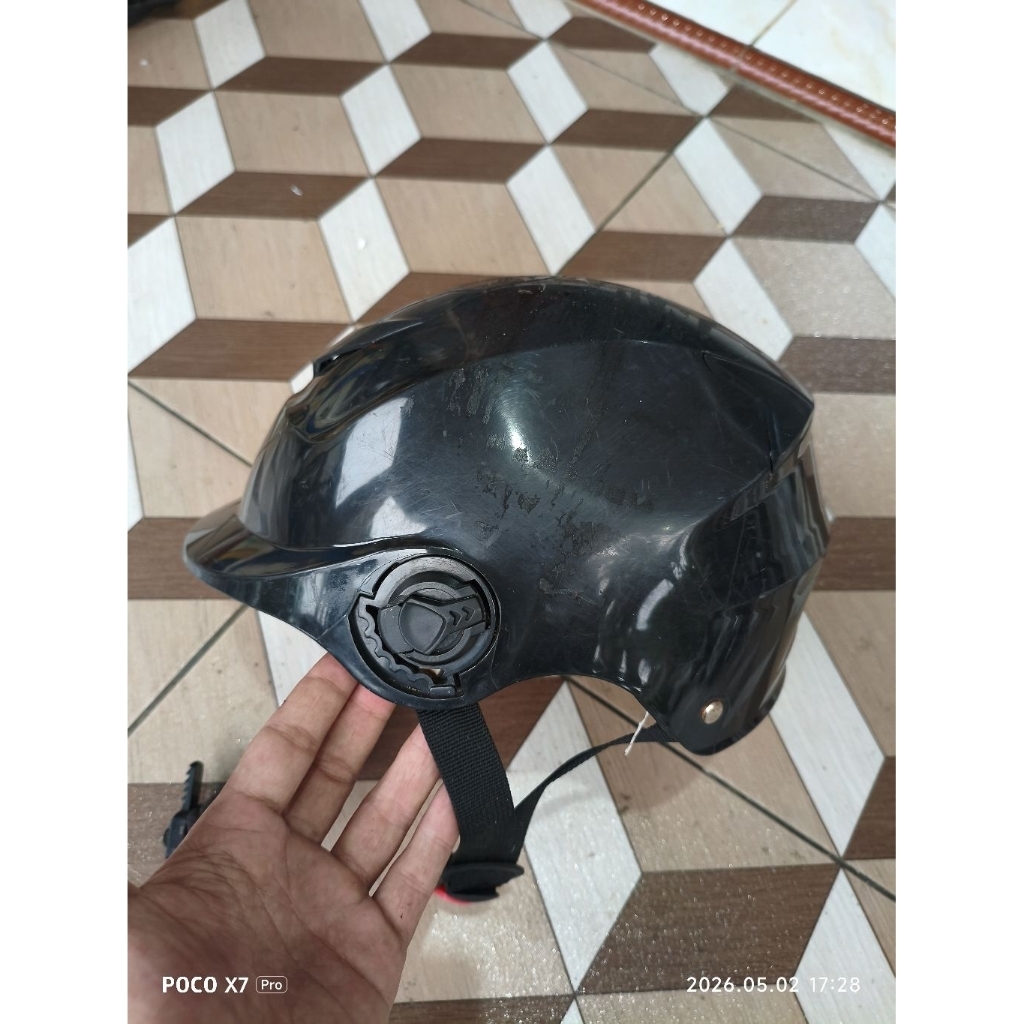helm sepeda listrik second bekas