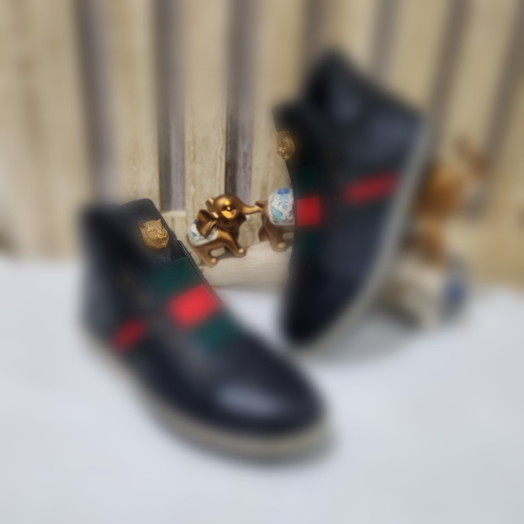 Boots Slip On Pria Sneaker Hitam Kulit
