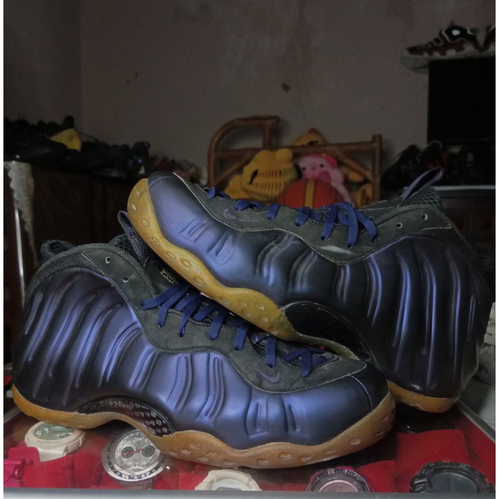 nike foamposite size 44
