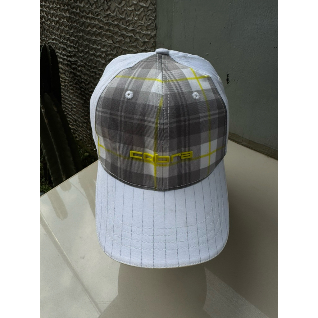 Topi Golf Cobra