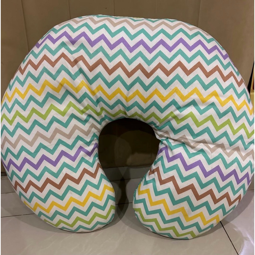 omiland bantal menyusui preloved