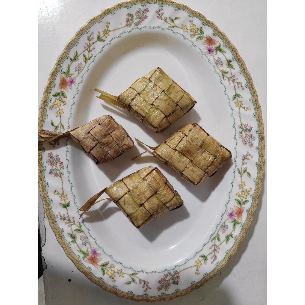Ketupat Santan / Ketupat Ketan / Ketupat Medan