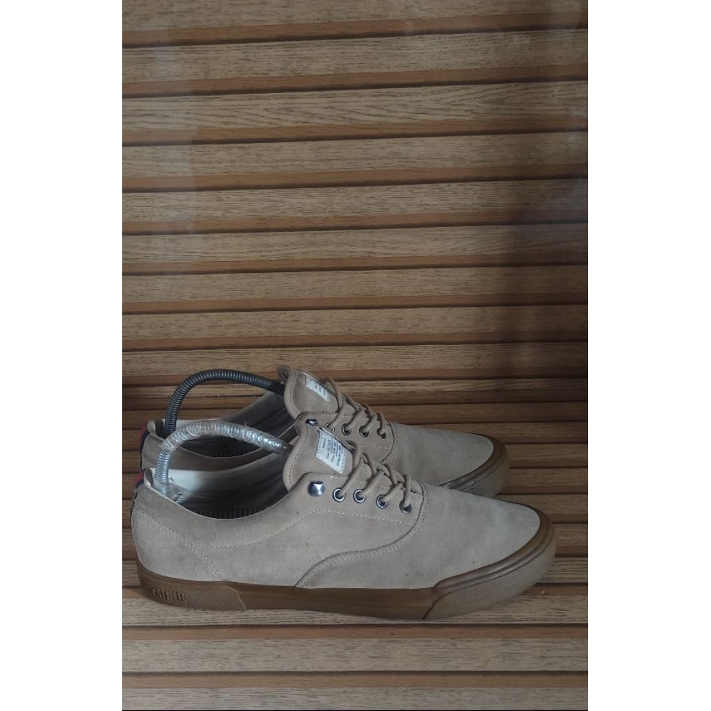 Sepatu Original Casual Tommy Hilfiger NY Size 45