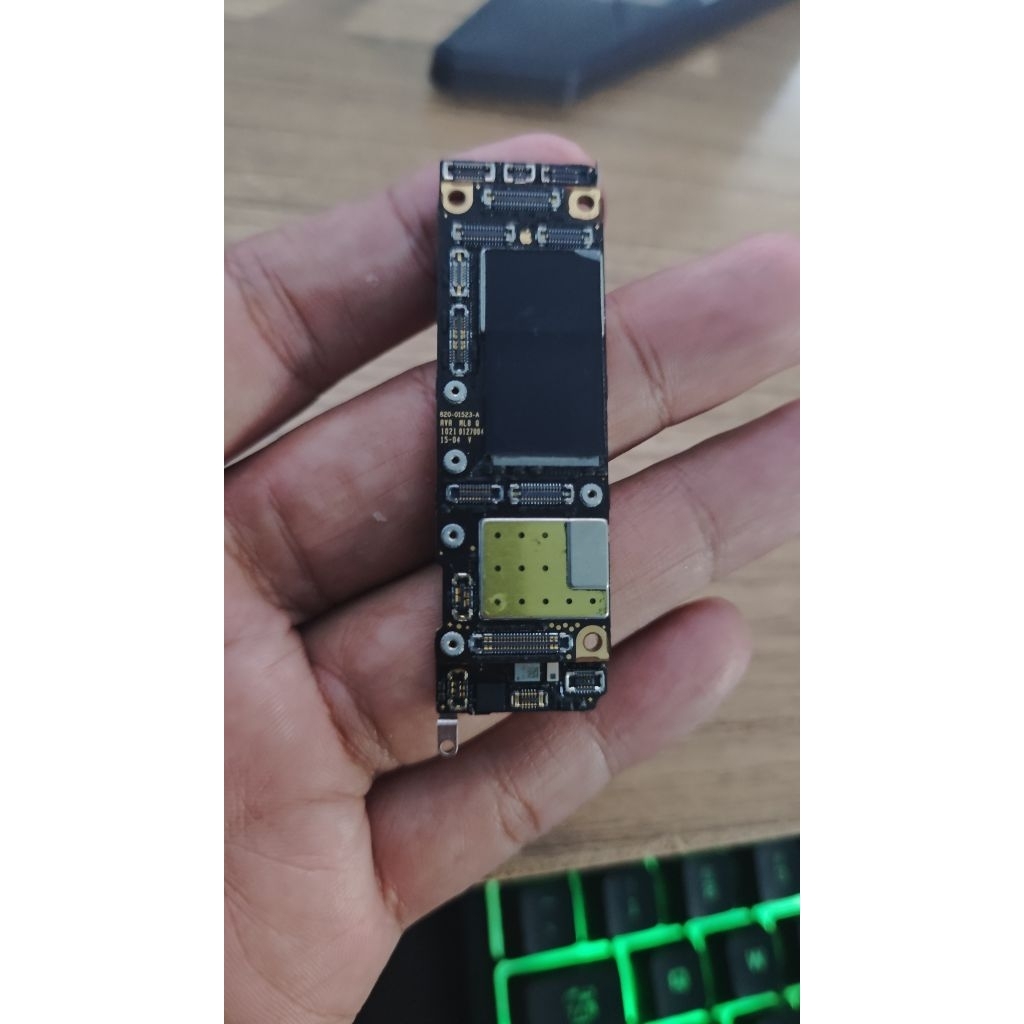 mesin iphone 11 64gb inter kemungkinan ic baseband rusak