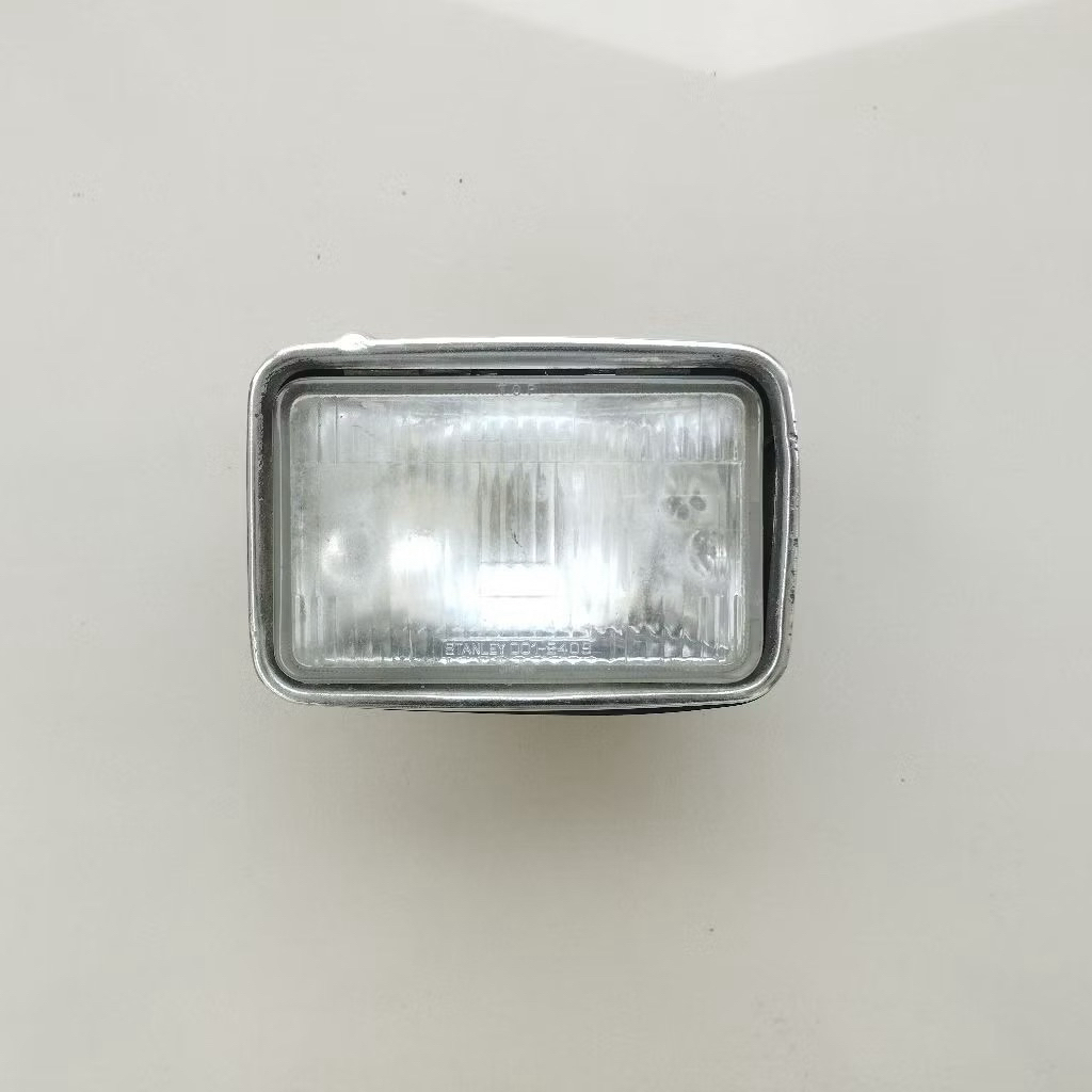Lampu Penerangan Depan Suzuki TS 125 Original copotan motor