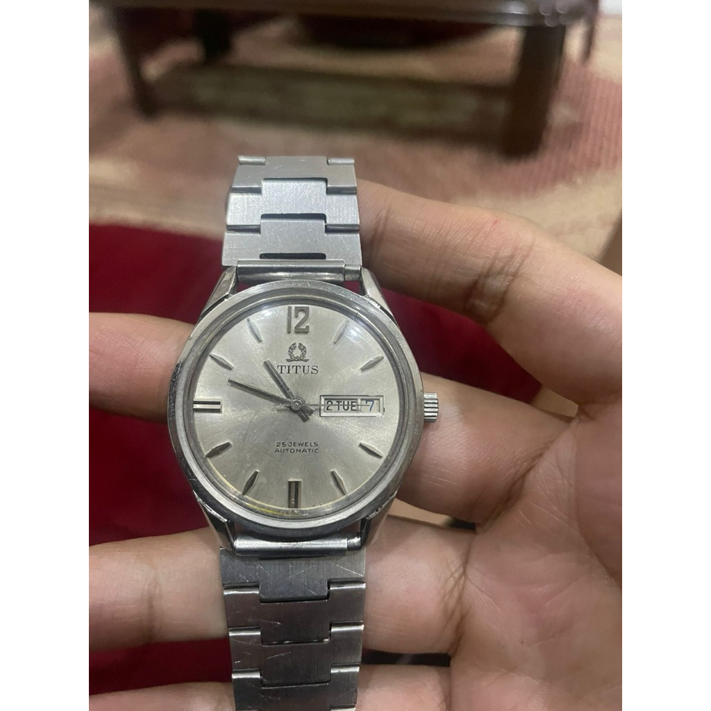 vintage mens watch Titus