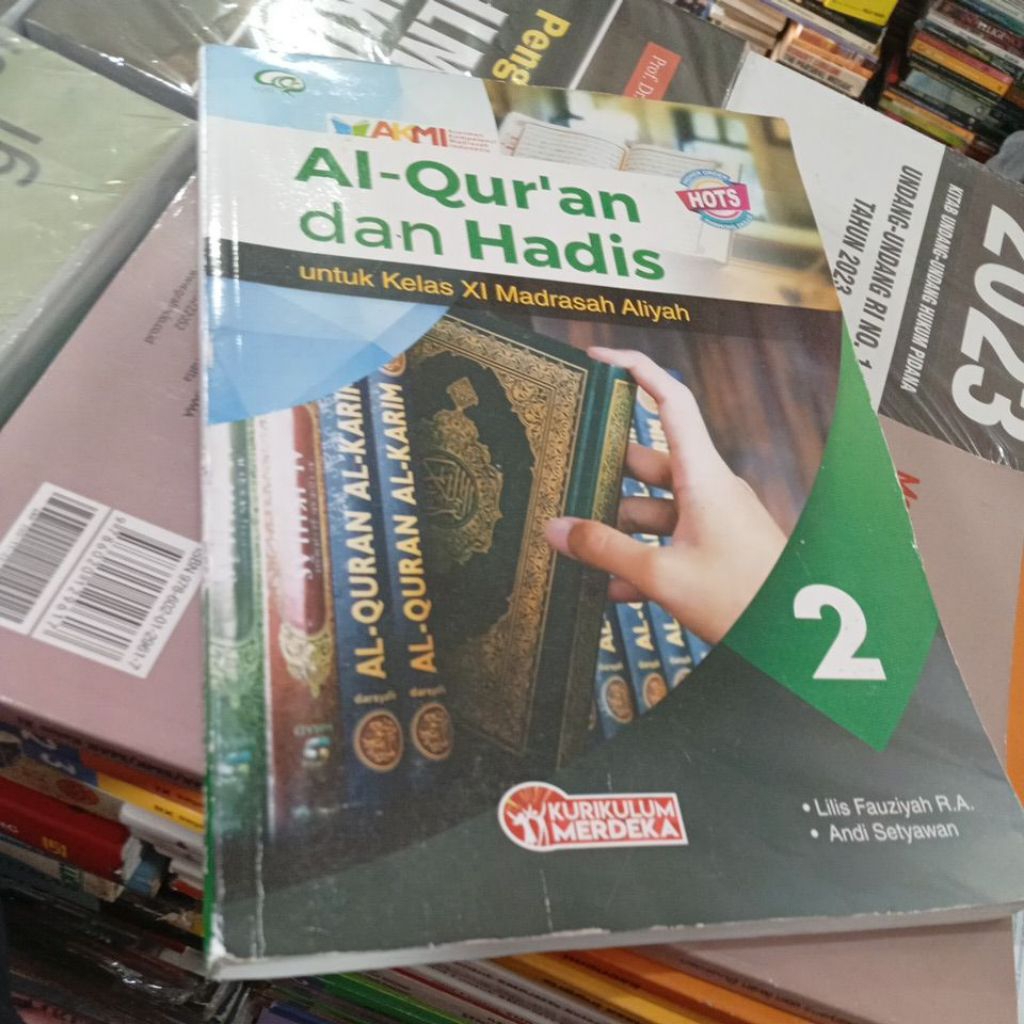AO QURAN DAN HADIS KELAS 11 SMA KURIKULUM MERDEKA AQILLA TIGA SERANGKAI
