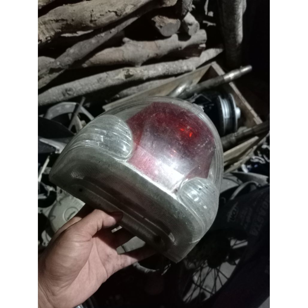 stoplamp belakang jupiter z 2005