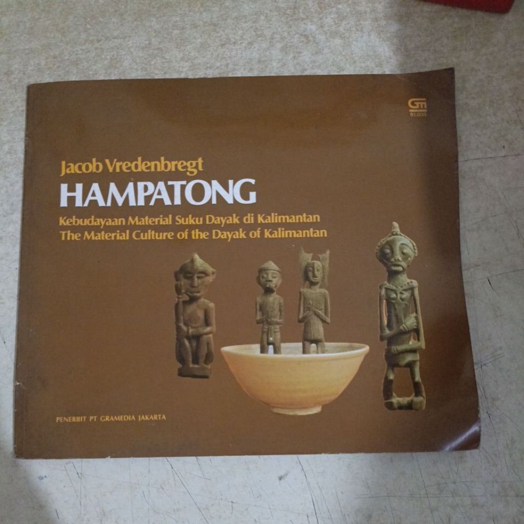 Buku Jacob Vredenbregt - HAMPATONG Kebudayaan Material Suku Dayak di Kalimantan The Material Culture