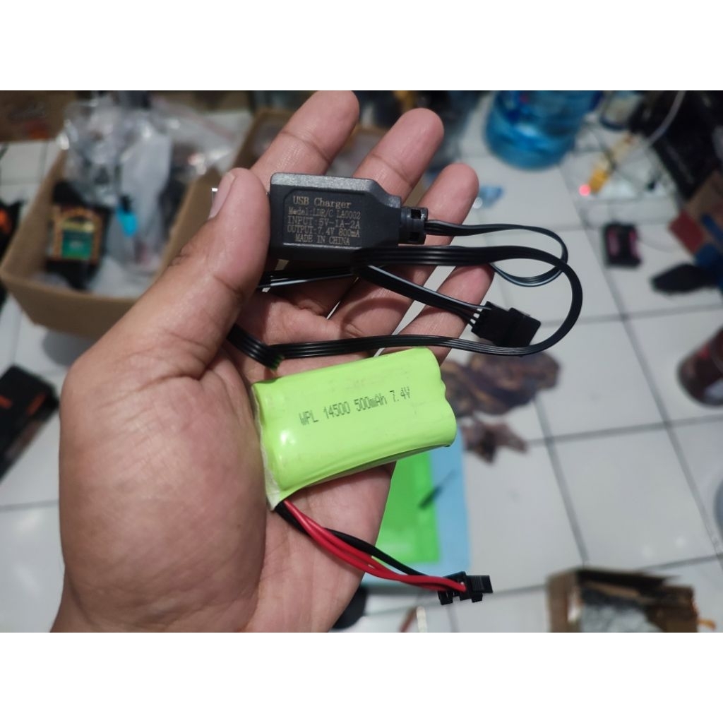 Baterai WPL D 12 dan Charger