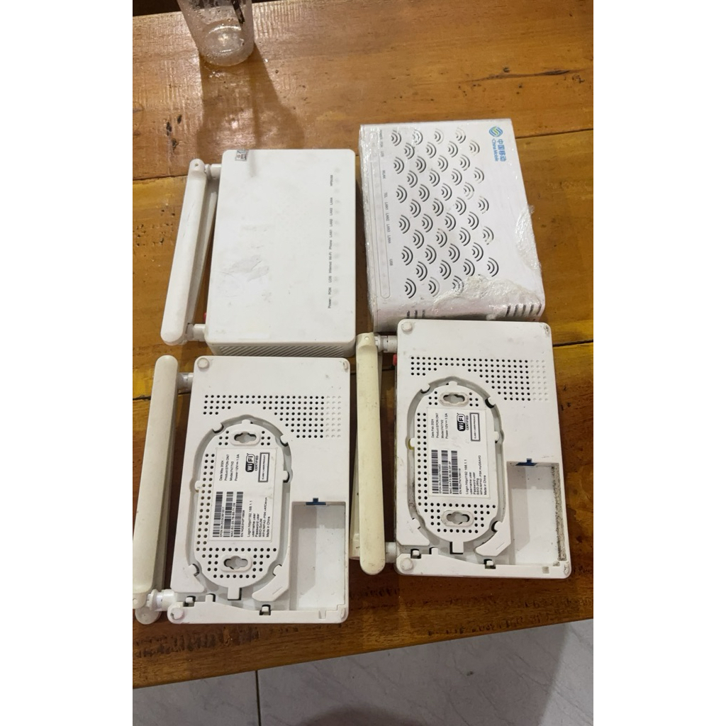 MODEM ROUTER EPON + adaptor random