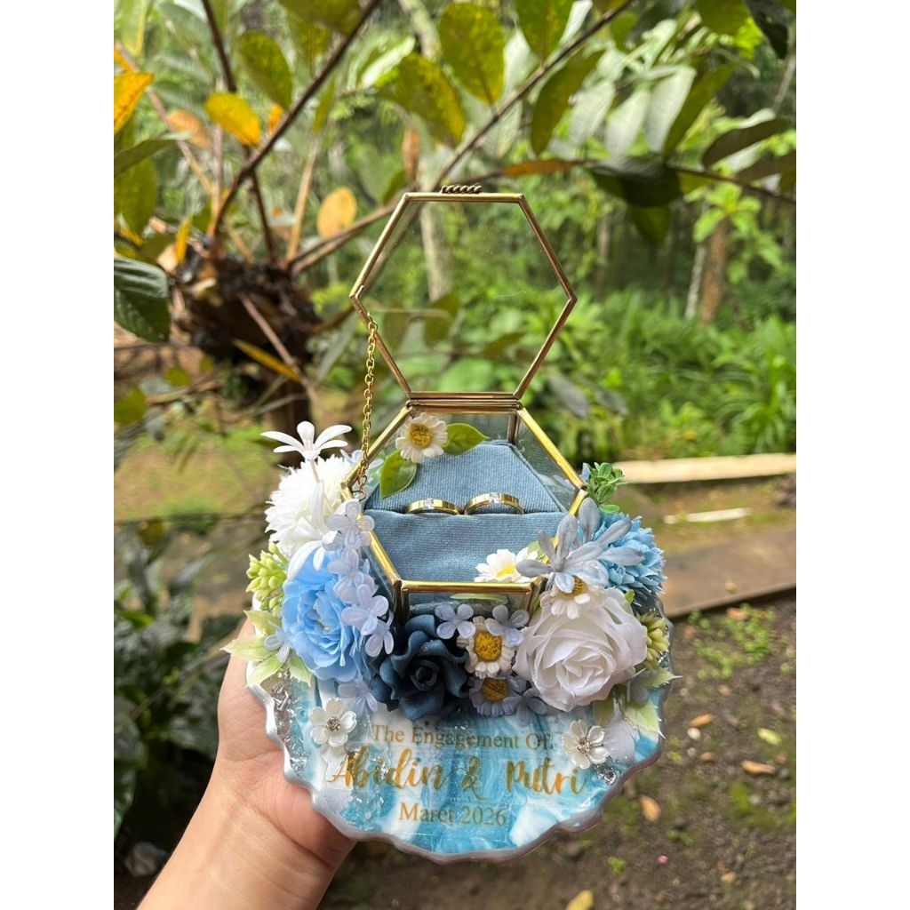 ring box lamaran