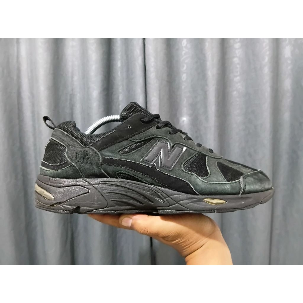 Sepatu NB 878 Triple Black Legit