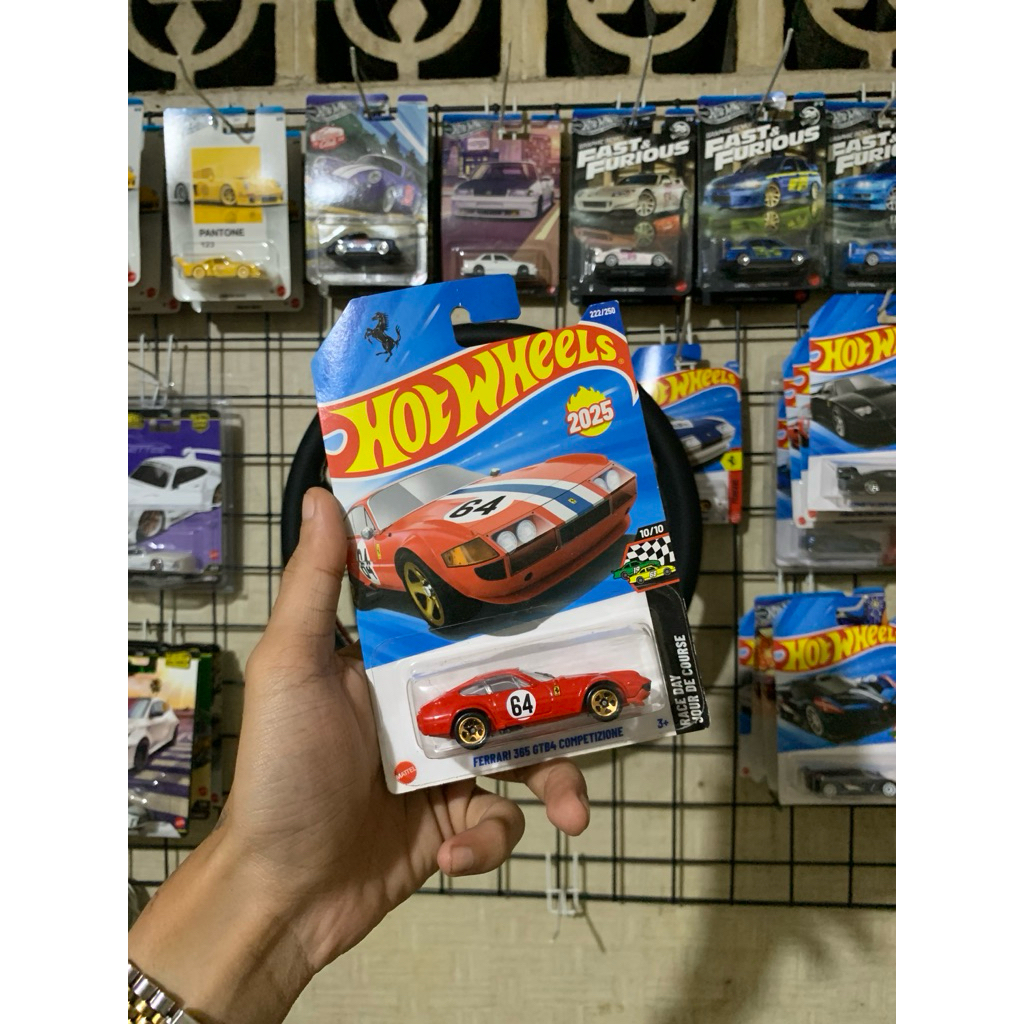 Hot Wheels Ferrari GTB 365